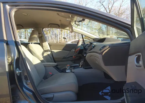 2012 Honda Civic Hf from USA, damaged, VIN 2HGFB2F66CH548159